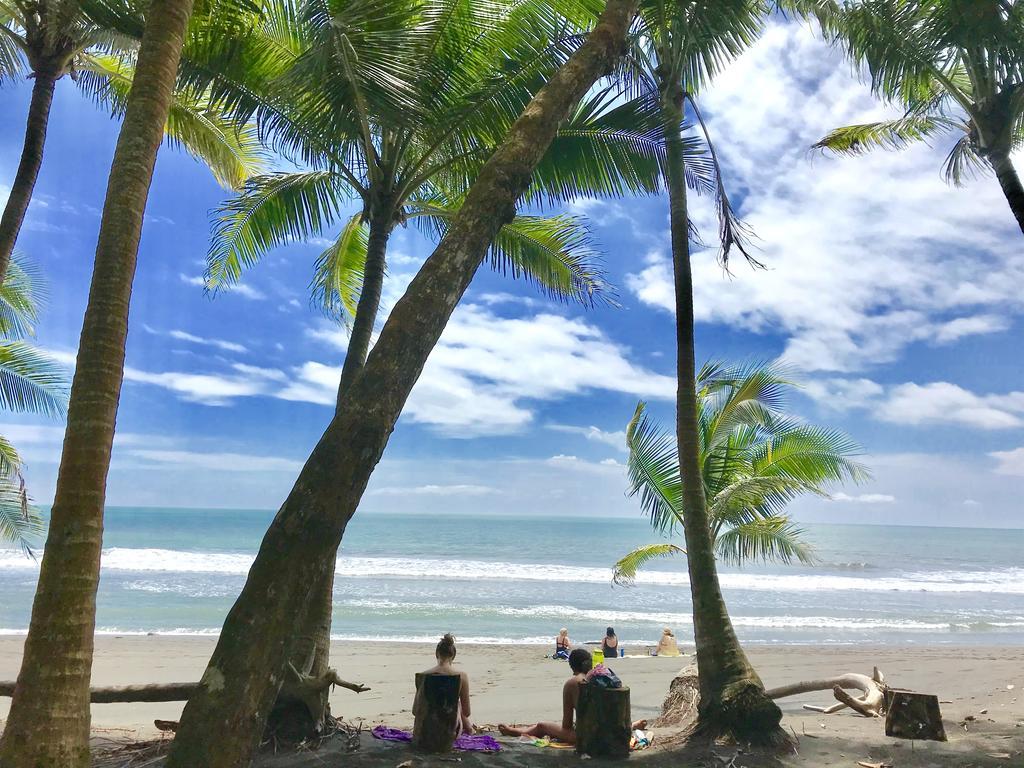 יקו Hotel Beachfront Vista Hermosa מראה חיצוני תמונה